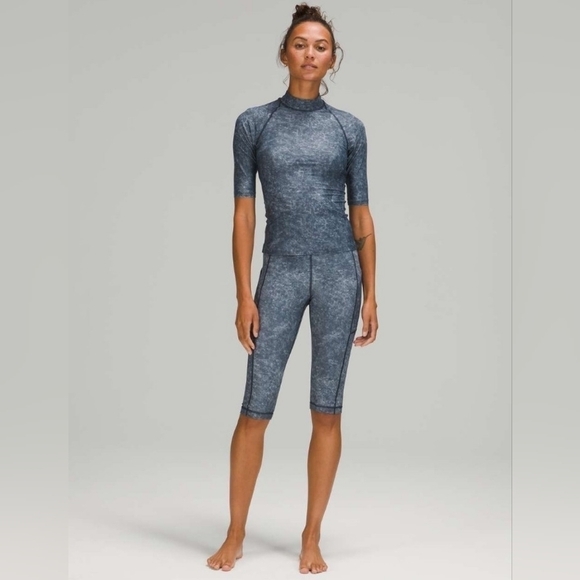 Lululemon High Rise Paddle Crop 15.75" Denim Wash Print Blue Hail Multi Size 4 - Picture 2 of 16